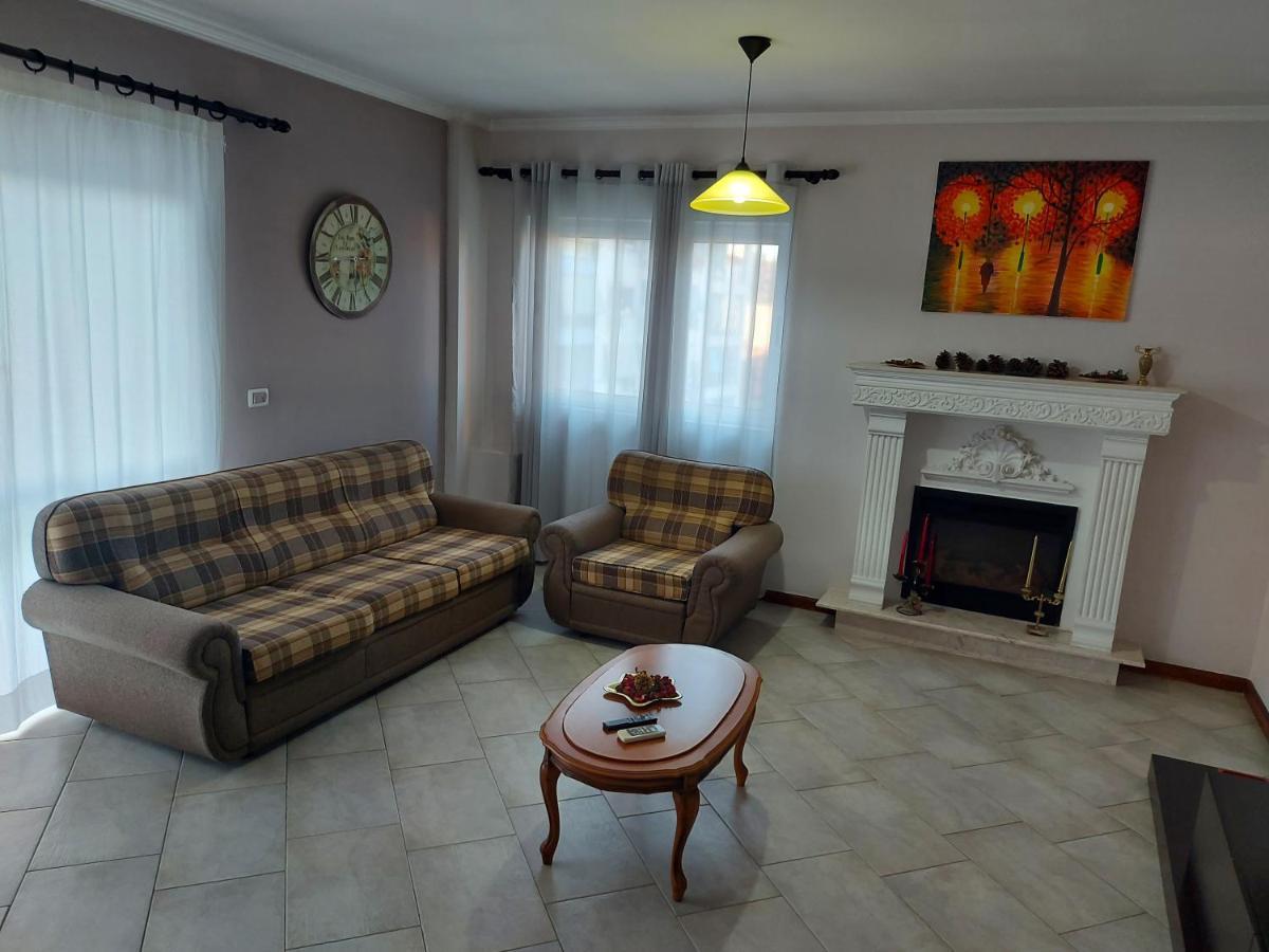 Manka' S Place Apartman Tirana Kültér fotó